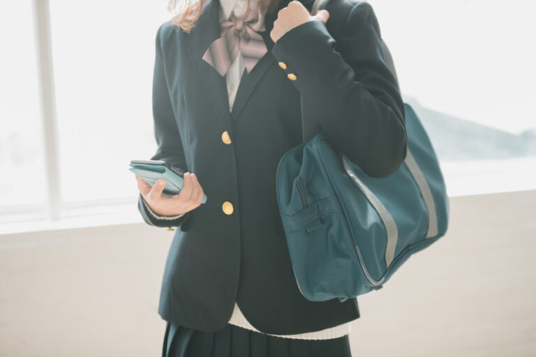 １. 若者に増加傾向